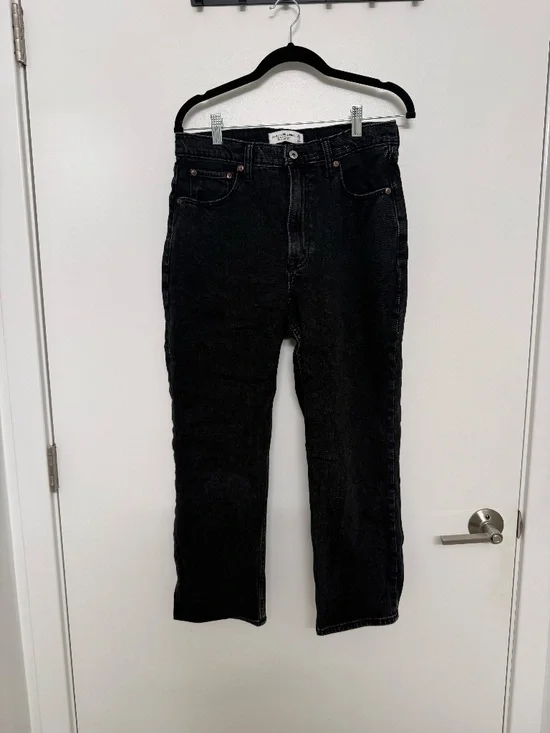 Curve Love Ultra High Rise Ankle Straight Jean - Picture 2 of 3